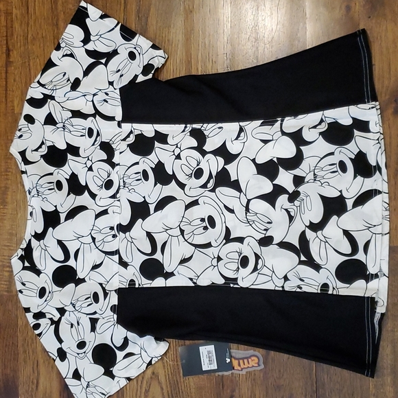 Womens Disney Minnie Mouse print scrub top size M - Picture 5 of 5